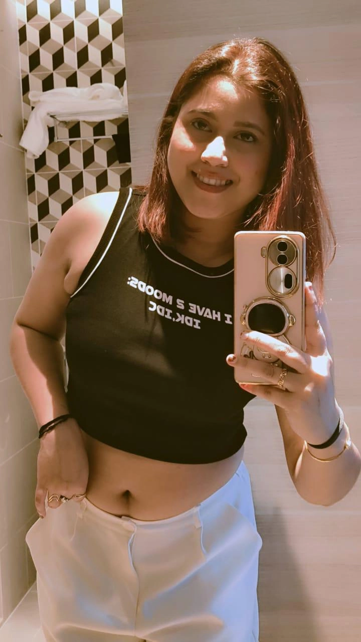 Royal Escort Girls in Dehradun Provided 100% Customer Satisfaction With Home Delivery photo 1
