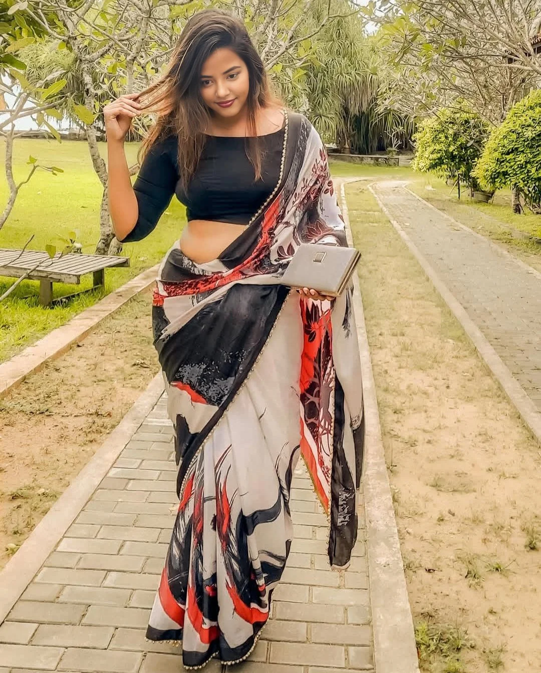 Genuine Premium Bhabi Call Girl in Jalandhar with Cheap Price & No Broker photo 2
