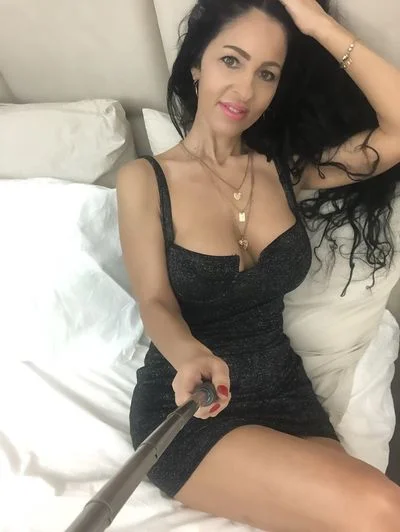 Complete Enjoyment With High Profile Premium Escorts in Raipur photo 2