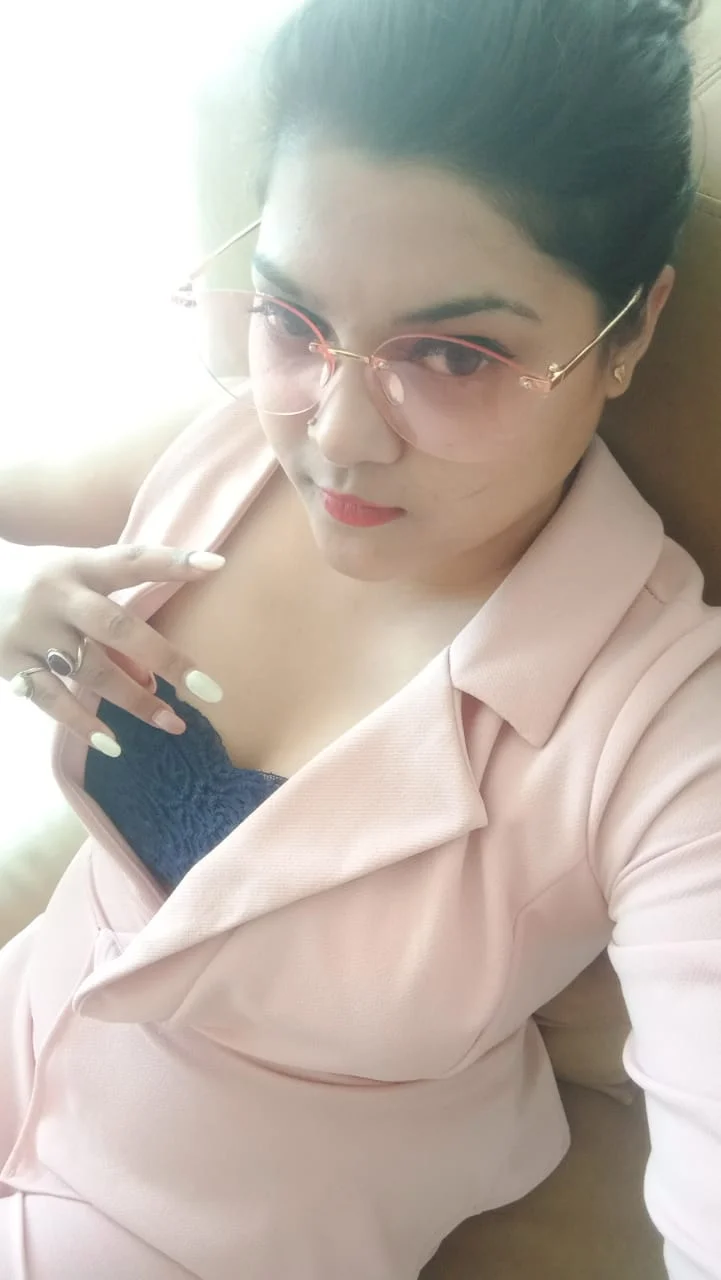 Low Price Genuine Goa VIP Call Girls Provide Safe and Secure Service photo 1