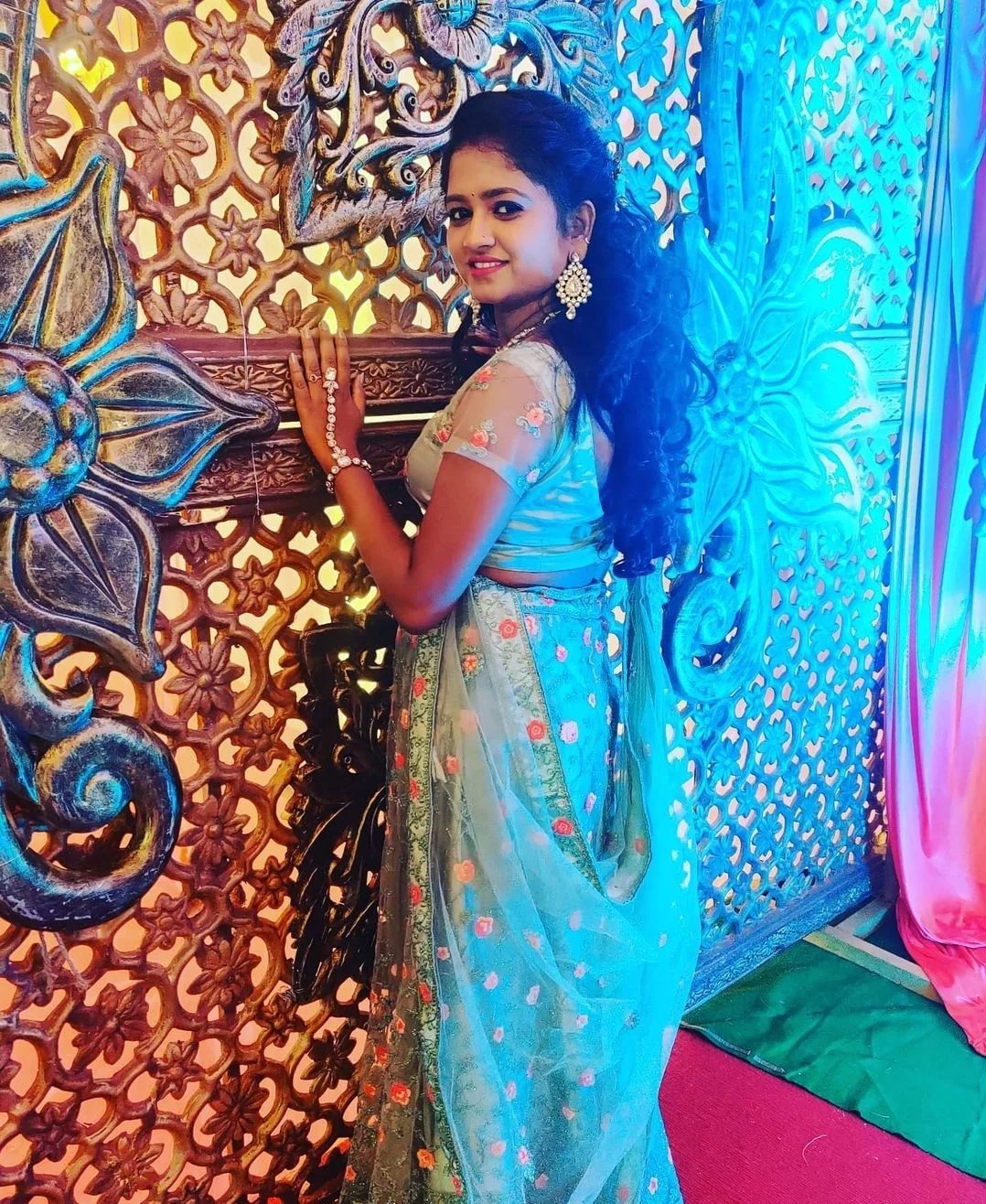 A 23-Year-Old Sensual Lucknow Call Girl is Providing Discreet Service at Affordable Price