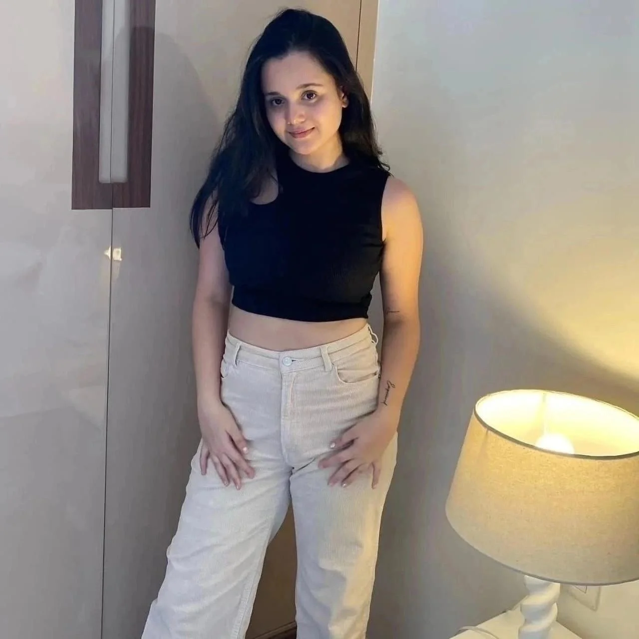 Hire Mumbai College Call Girl For Premium Service At Low Cost photo 2