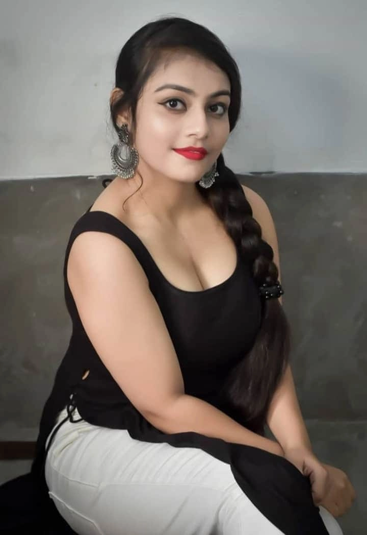 A high profile model call girl companion available at low prices near you photo 2