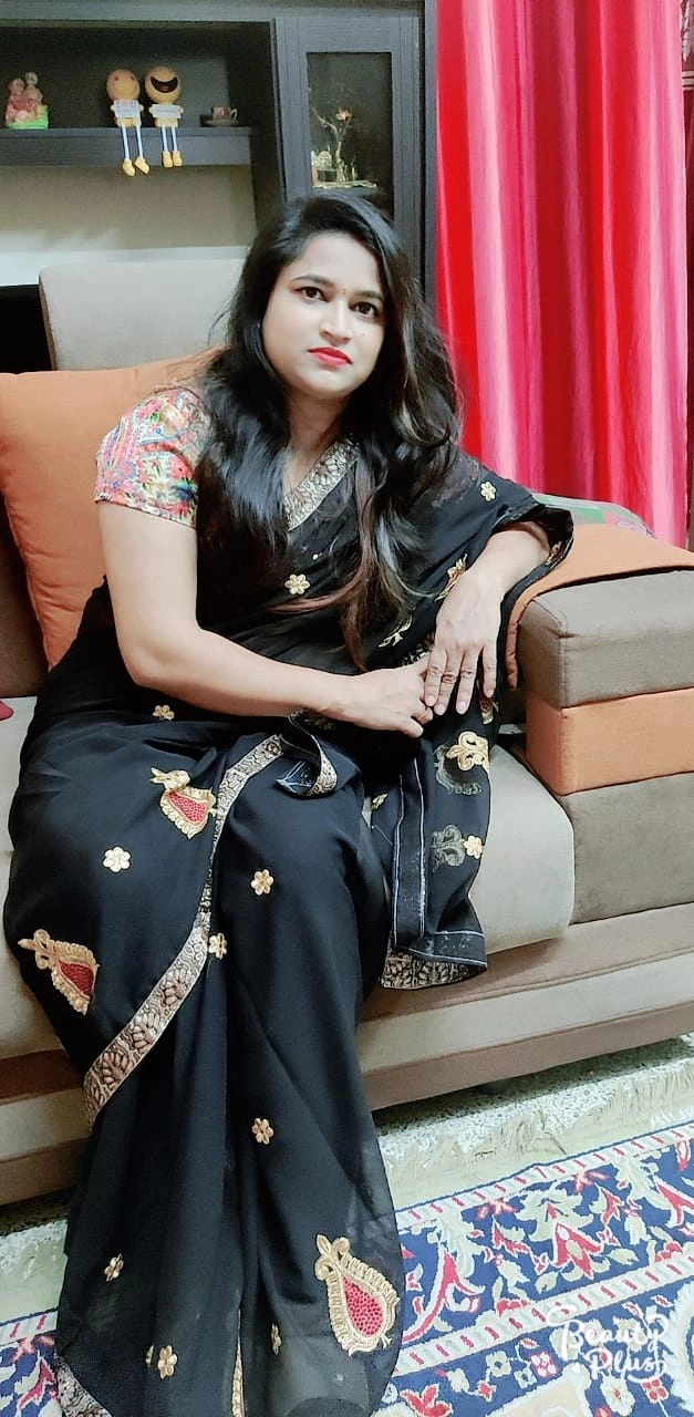 Hire Your Personal Bhabi Call Girl Companion for Night Entertainment photo 1