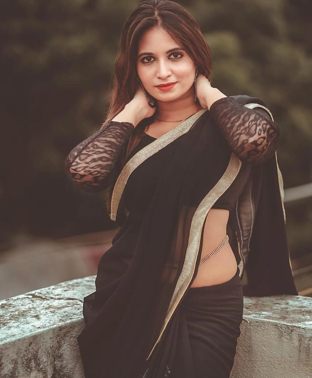 Hire Your Personal Bhabi Call Girl Companion for Night Entertainment photo 2