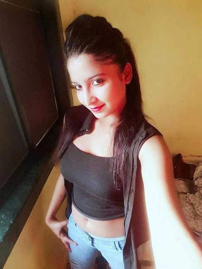 Passionate Punjabi Call Girl Companion Here for Providing Erotic Services at Cheap Rate photo 2