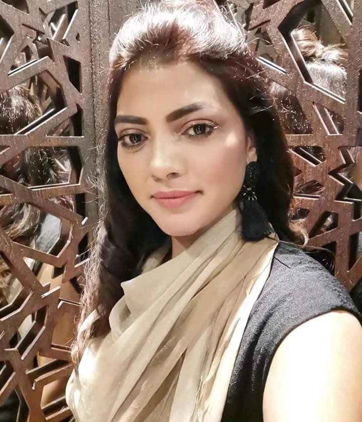 Meet Bhubaneswar sweet dating call girl now and have top sex tonight