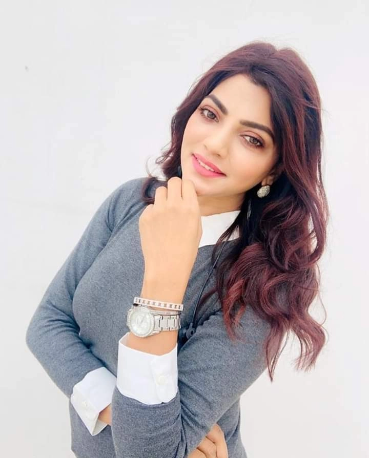 Meet Bhubaneswar sweet dating call girl now and have top sex tonight photo 2